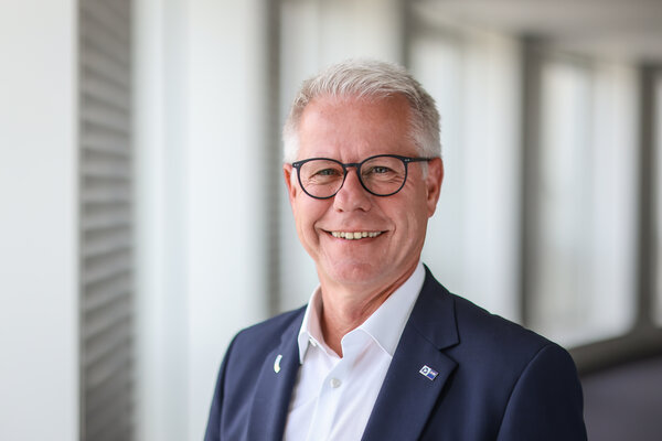 Jürgen Steinmetz: Kategorie Kammern und Verbände